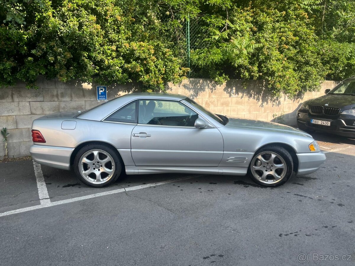 SLEVA. Mercedes-Benz SL 500 „Silver Arrow“ - 12