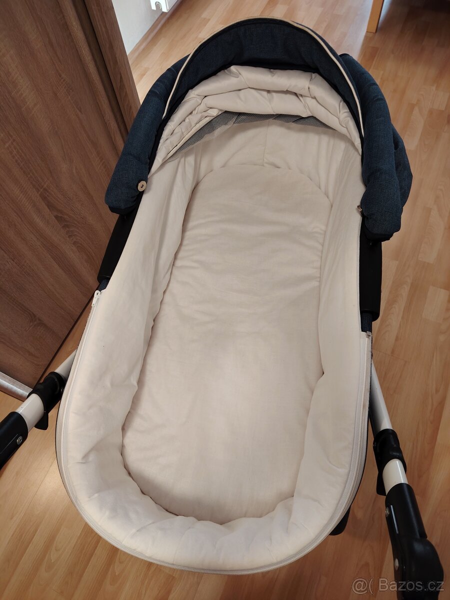 Dětský kočárek - 12