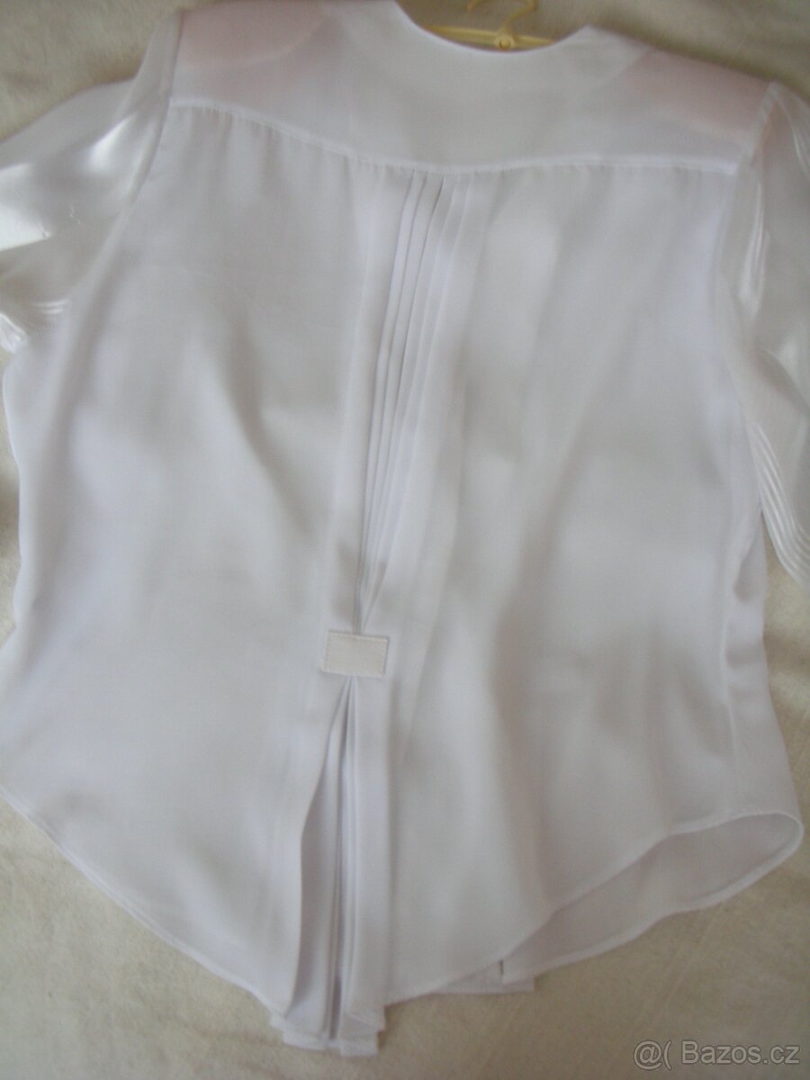 nabízím tyto halenky - 12