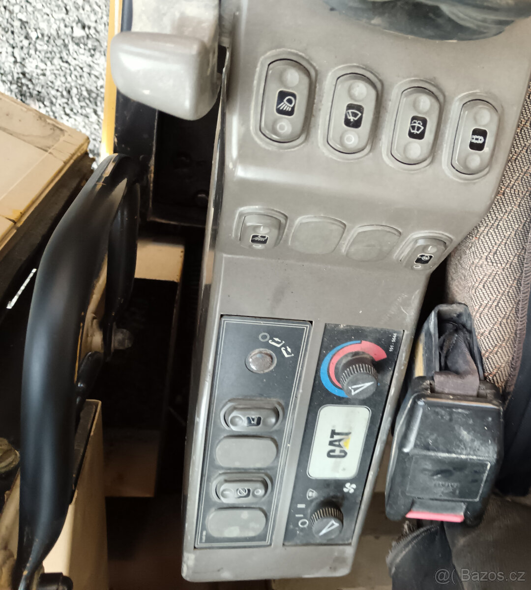 Pásový Bagr CAT 307 B - - 12