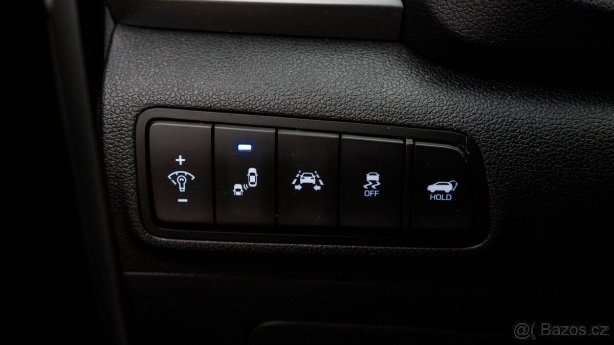 Hyundai Tucson 1.7 CRDi Premium 7DCT - 12