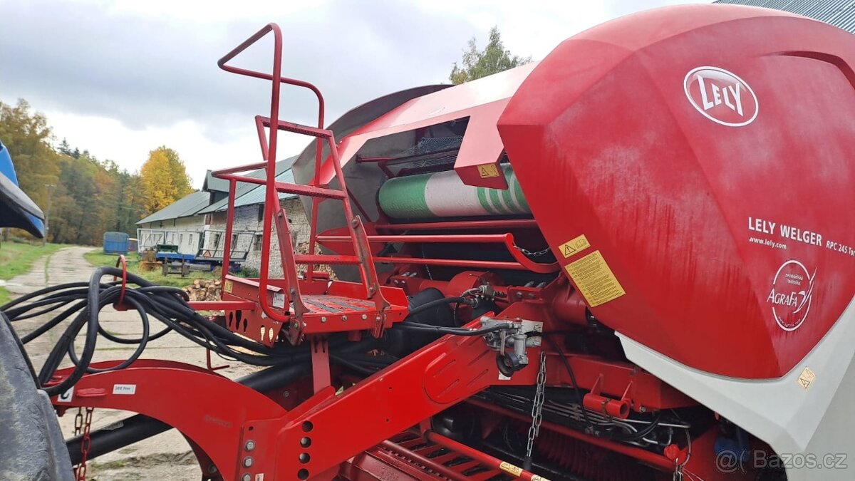 Lis s baličkou Lely Welger rpc 245 Tornado - 12