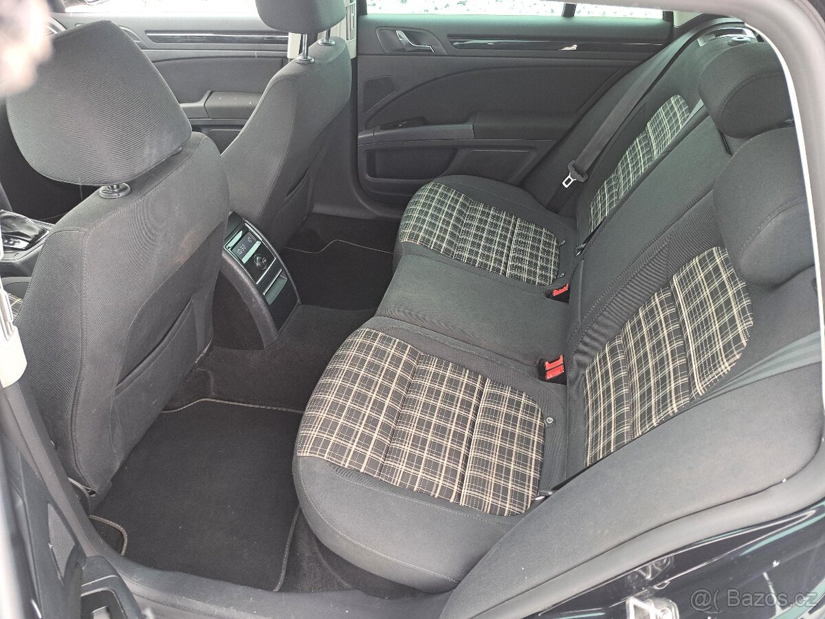 Škoda Superb 2, 2.0 TDI, 125 kW, DSG, 11/2012 navi, tažné - 12