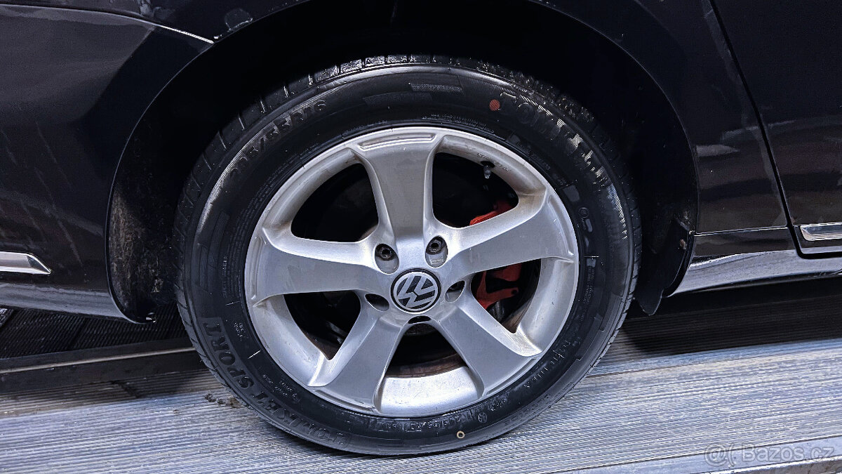 Vůz na náhradní díly VW Passat B7 kombi 2012 CFGB NJD LC9X - 12