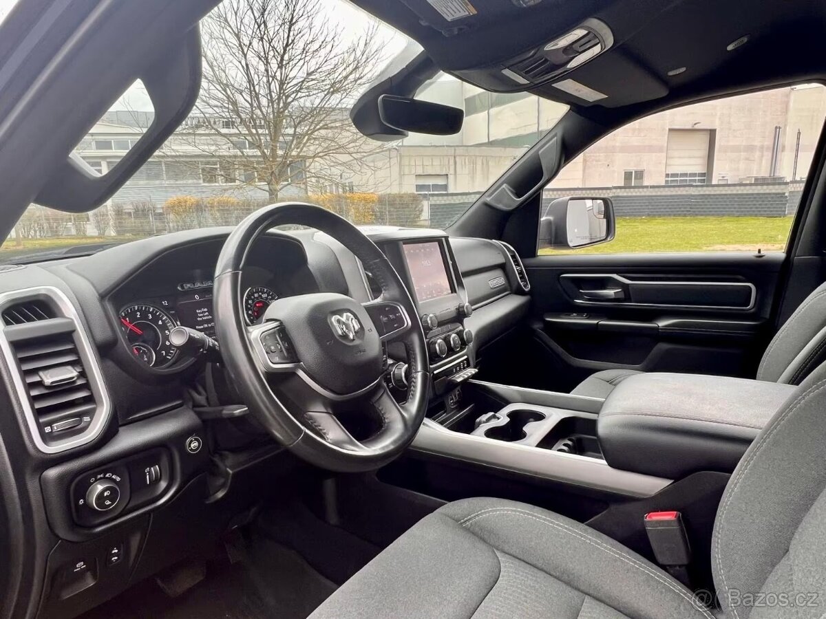 Dodge RAM 5,7 LPG CREWCAB 4x4 (č.1245) - 12