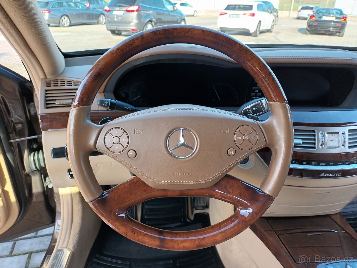 Mercedes-Benz Třídy S 3,0 350CDI,4MAT,ČR,1MAJ,KOLA - 12