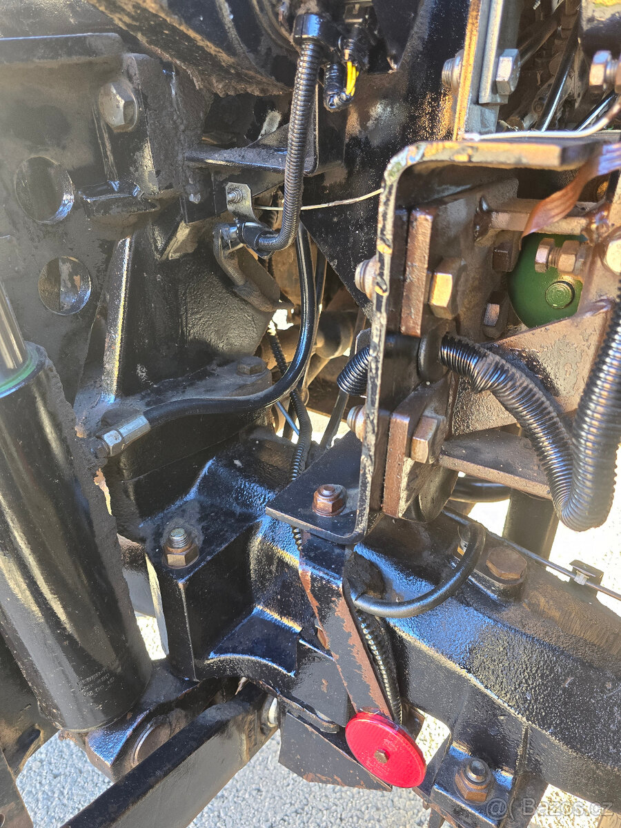 Traktor JCB Fastrac 3185 - 12