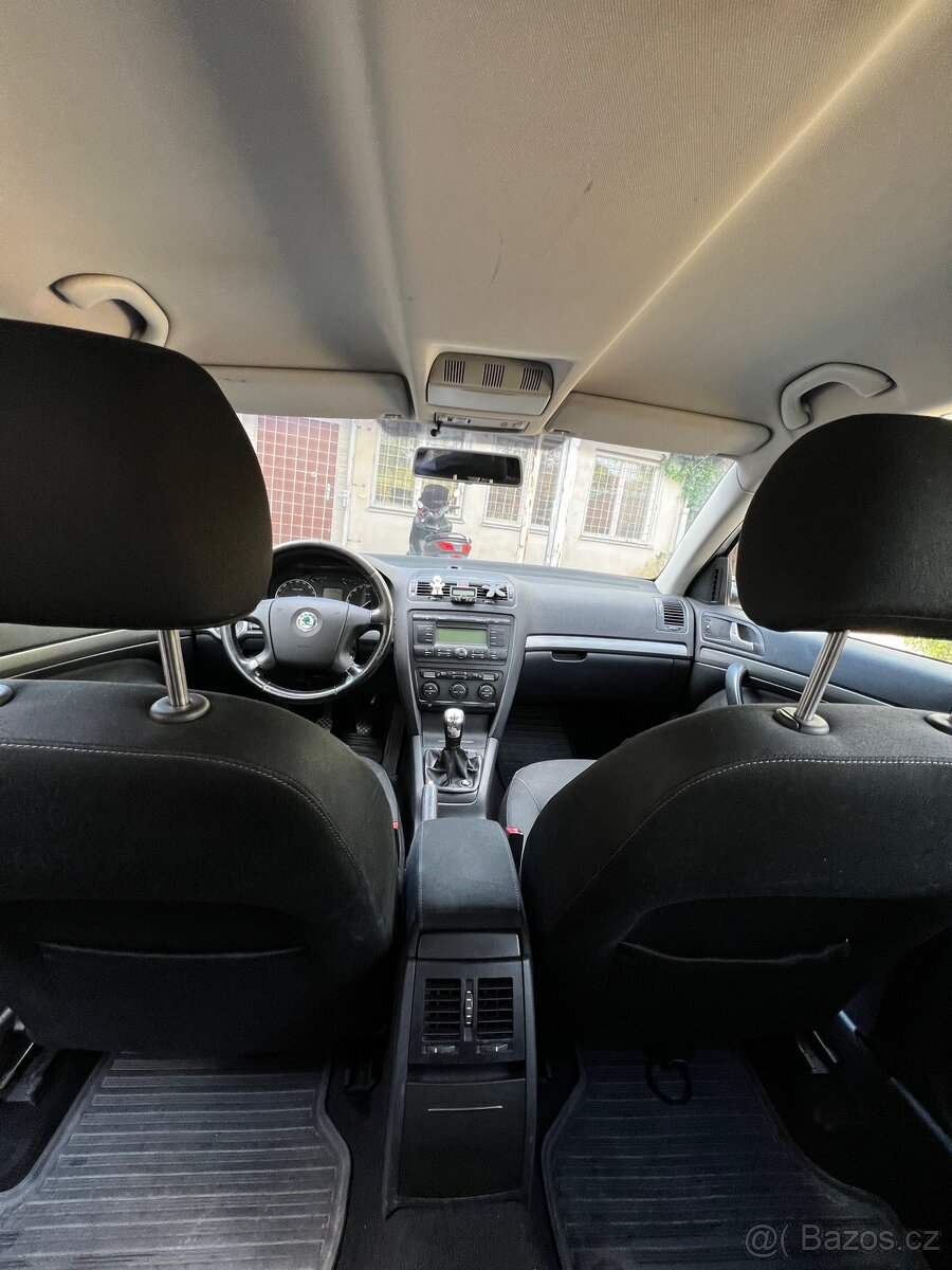Škoda octaviia II 1.9 TDI - 12