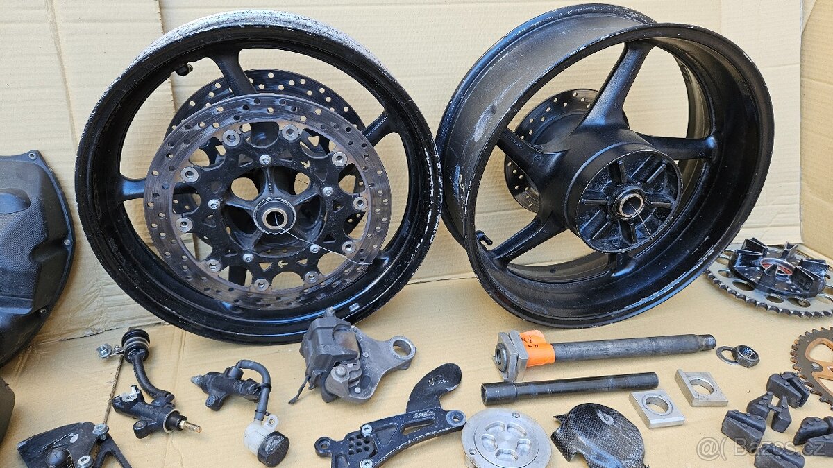 Náhradní díly Yamaha R1 07-08 - 12