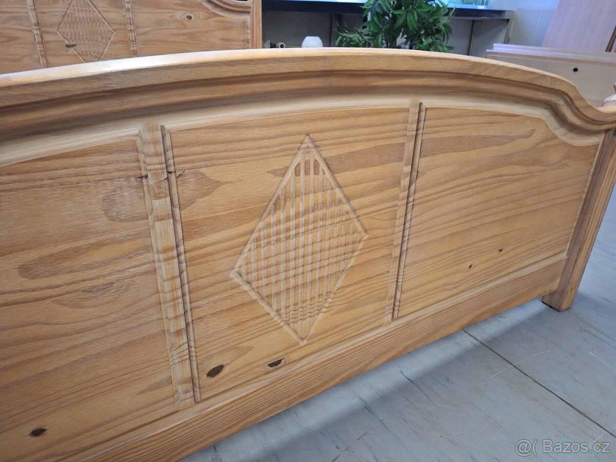 KVALITNÍ LOŽNICE PINIE TOP STAV JAK NOVÁ - 12