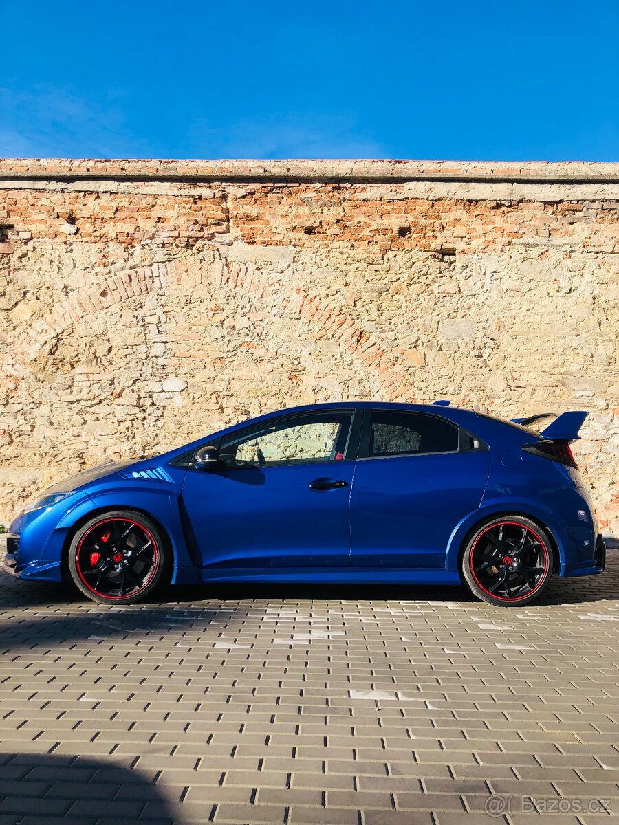 Honda Civic type-R fk2 - 12