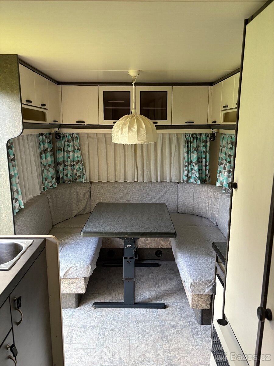 Karavan Hobby 510 - 12