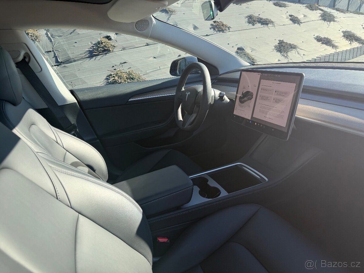 tesla 3 long range awd 4x4 - 12