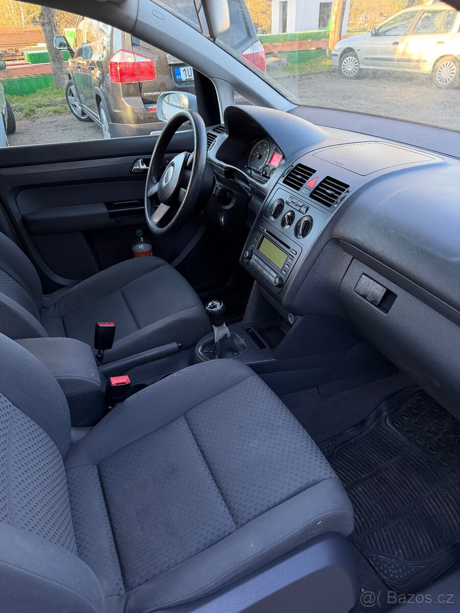 Volkswagen touran - 12