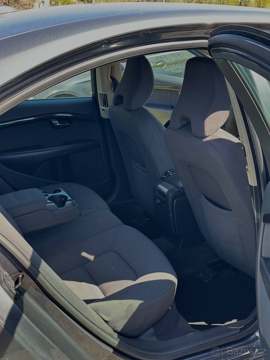 VOLVO S80 D5 - 12