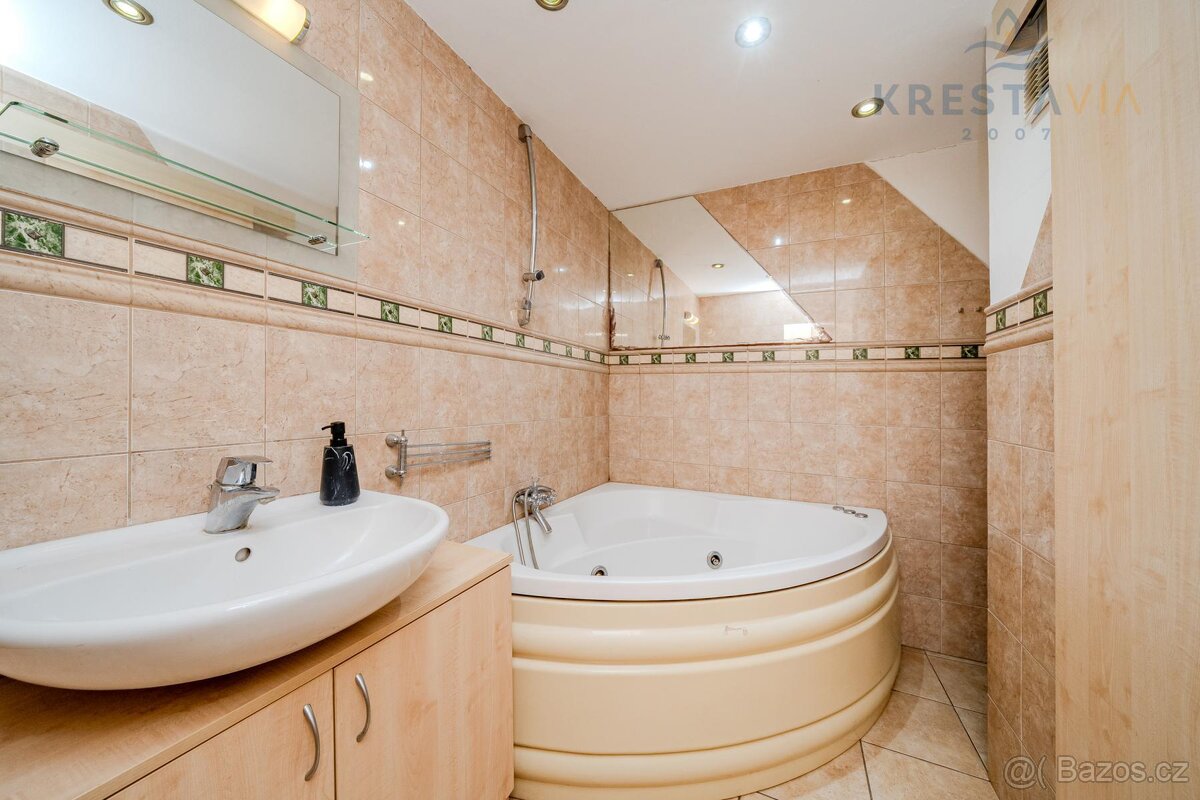 Byt 2+1 s balkónem, os.vl., Vršovců, Ostrava Mar. Hory - 12