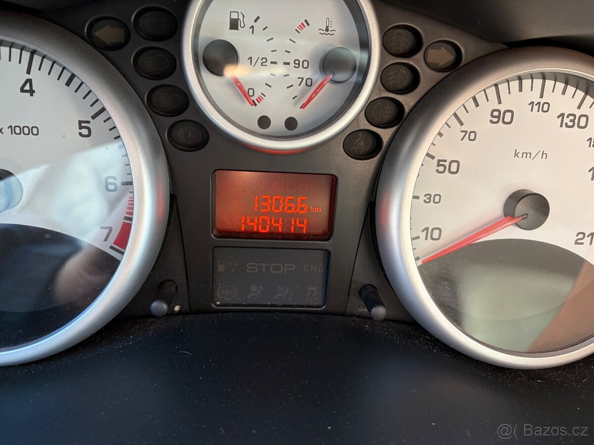 Peugeot 206, 1,1 44kW, SERVISKA - 12