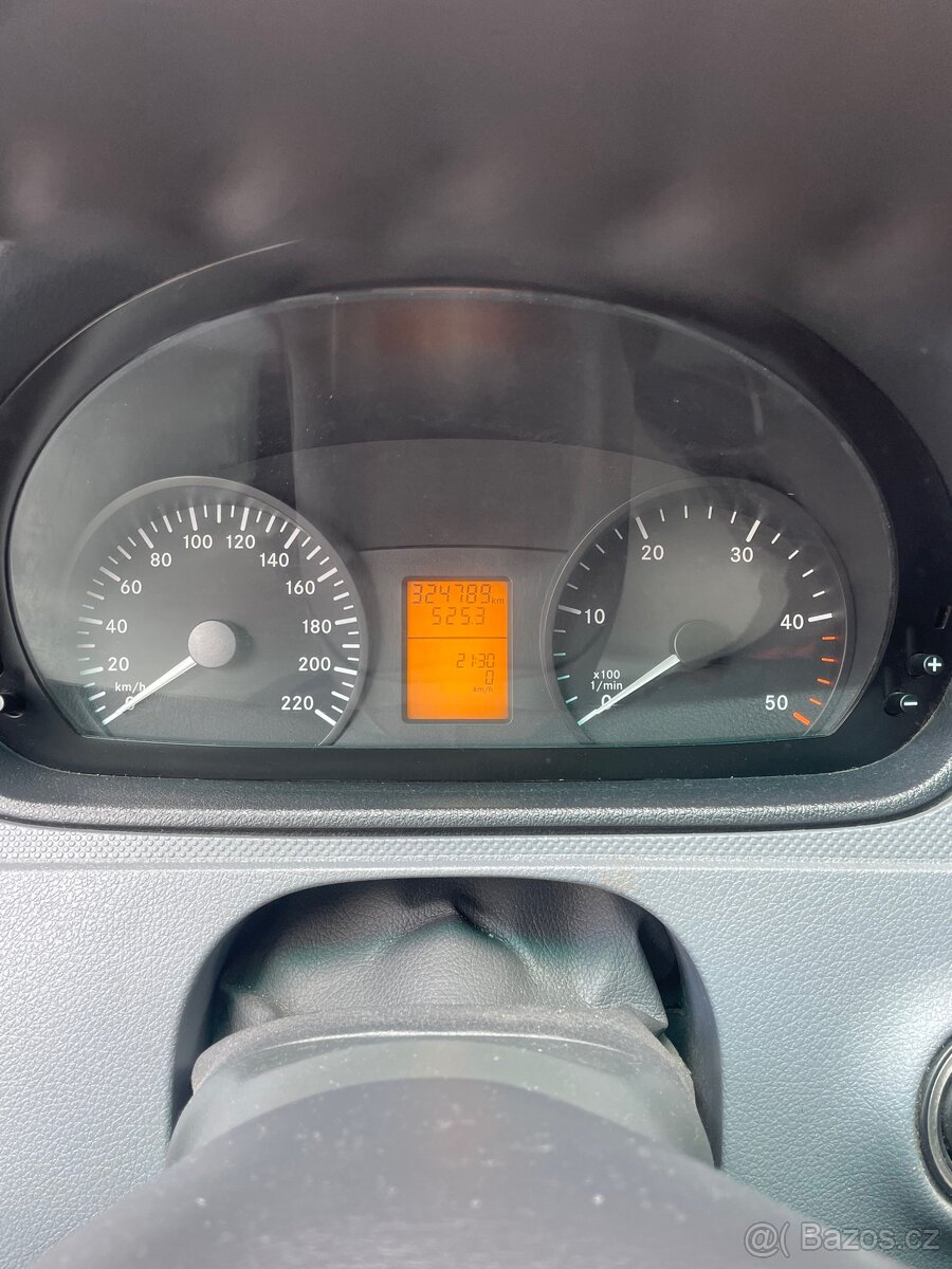 Mercedes Vito - 12