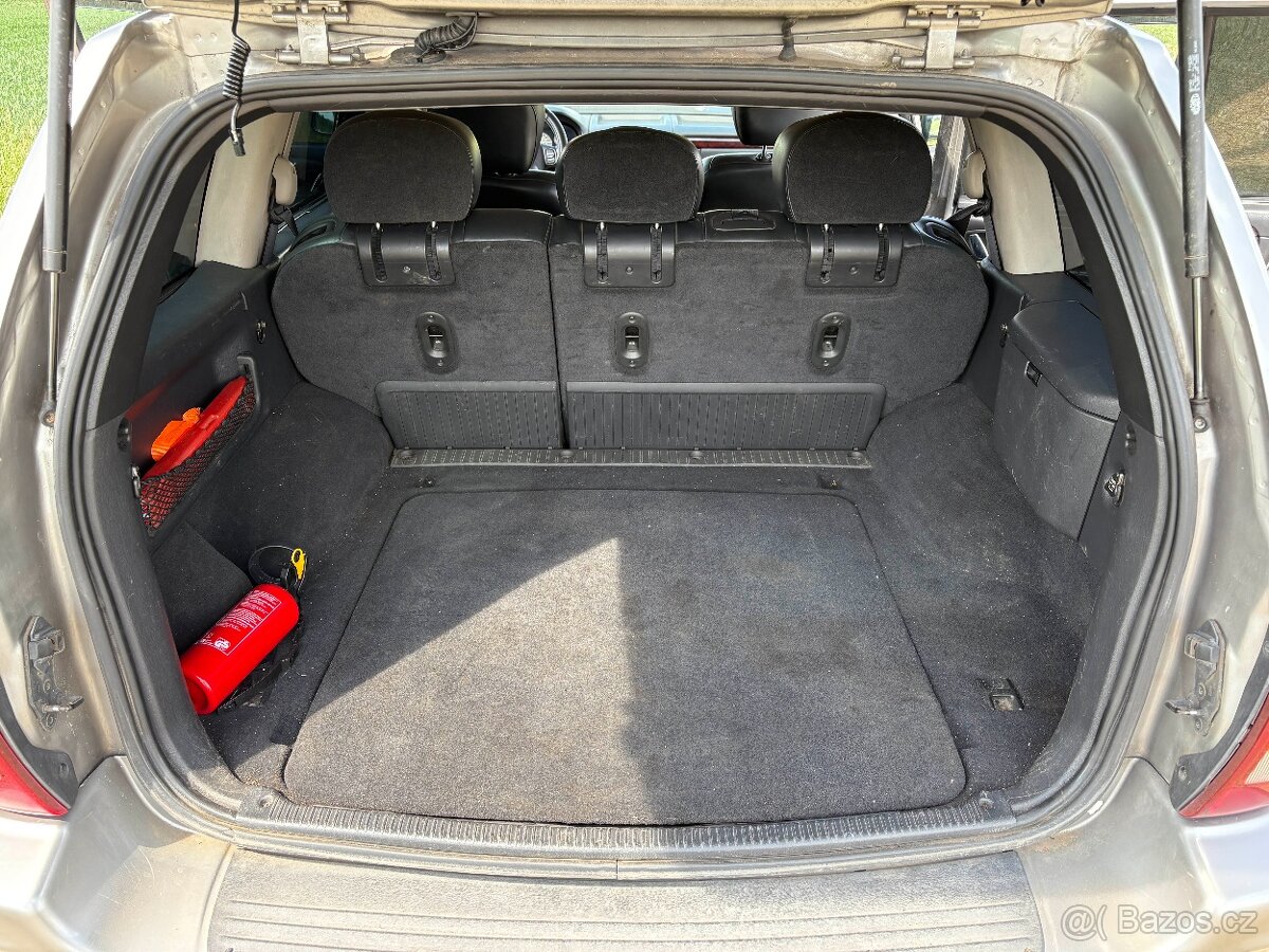 Prodám JEEP WJ/WG 2.7.CRD, 120KW, r. 2003 - 12