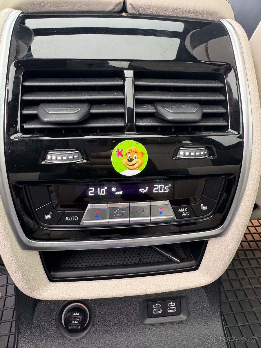 Bmw X7 40i 52tkm M-paket 7 míst - 12