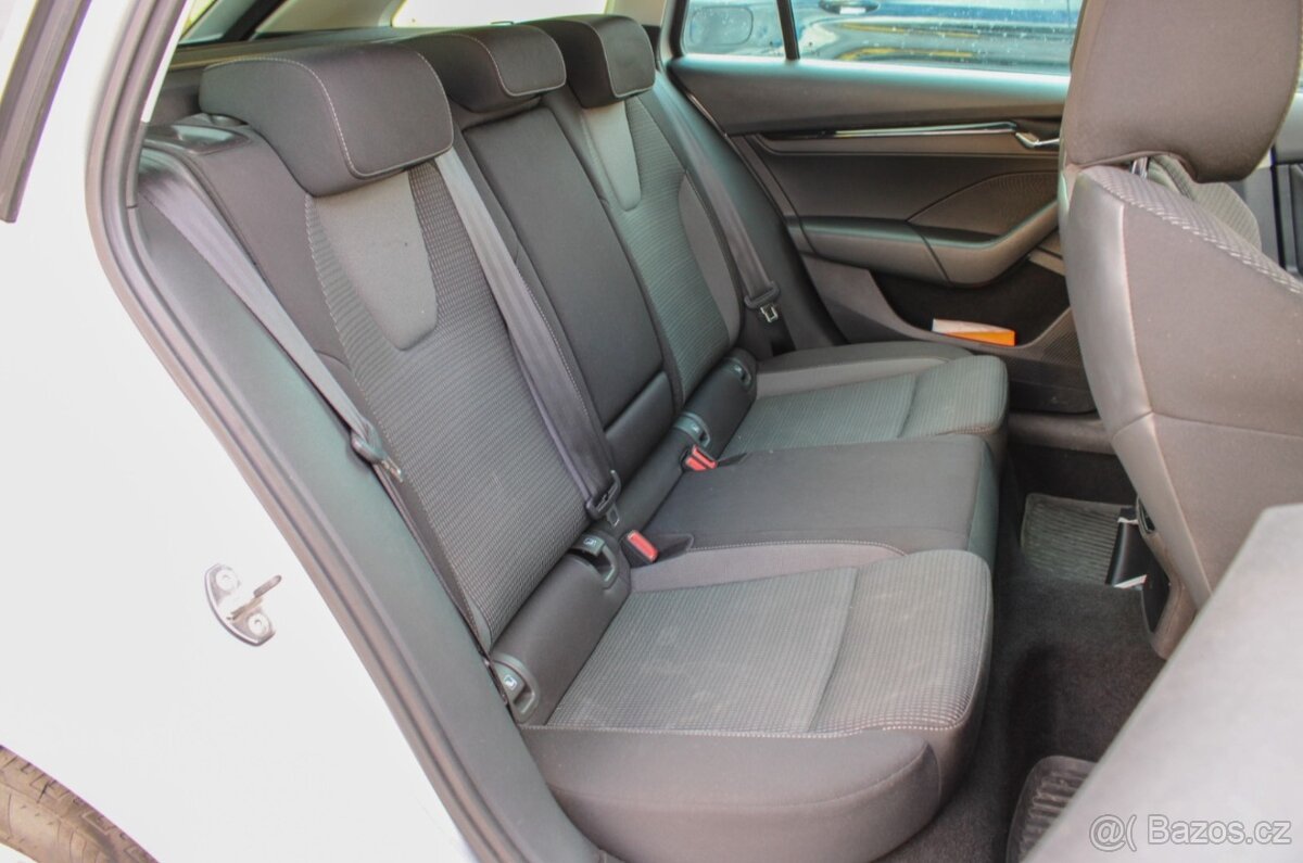 Škoda Octavia Combi 2.0 TDI SCR - 12