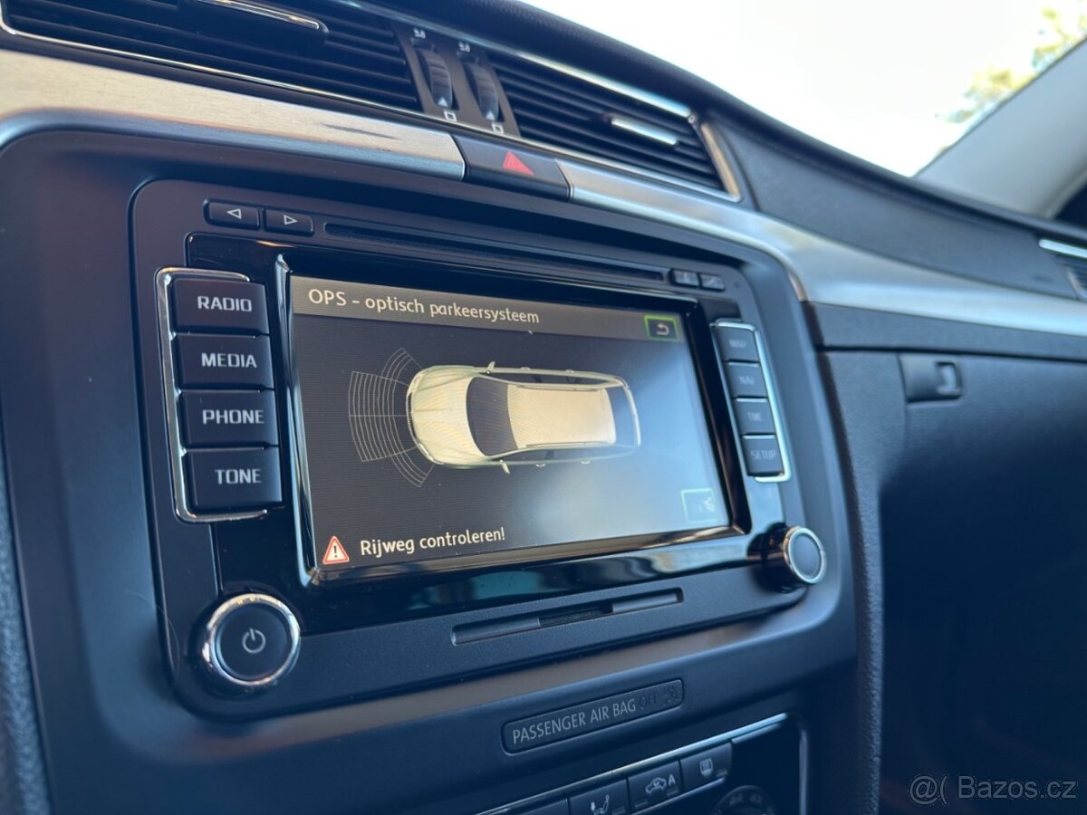 Škoda Superb 1.6TDi NAVI,PANOR.,GARANCE KM - 12