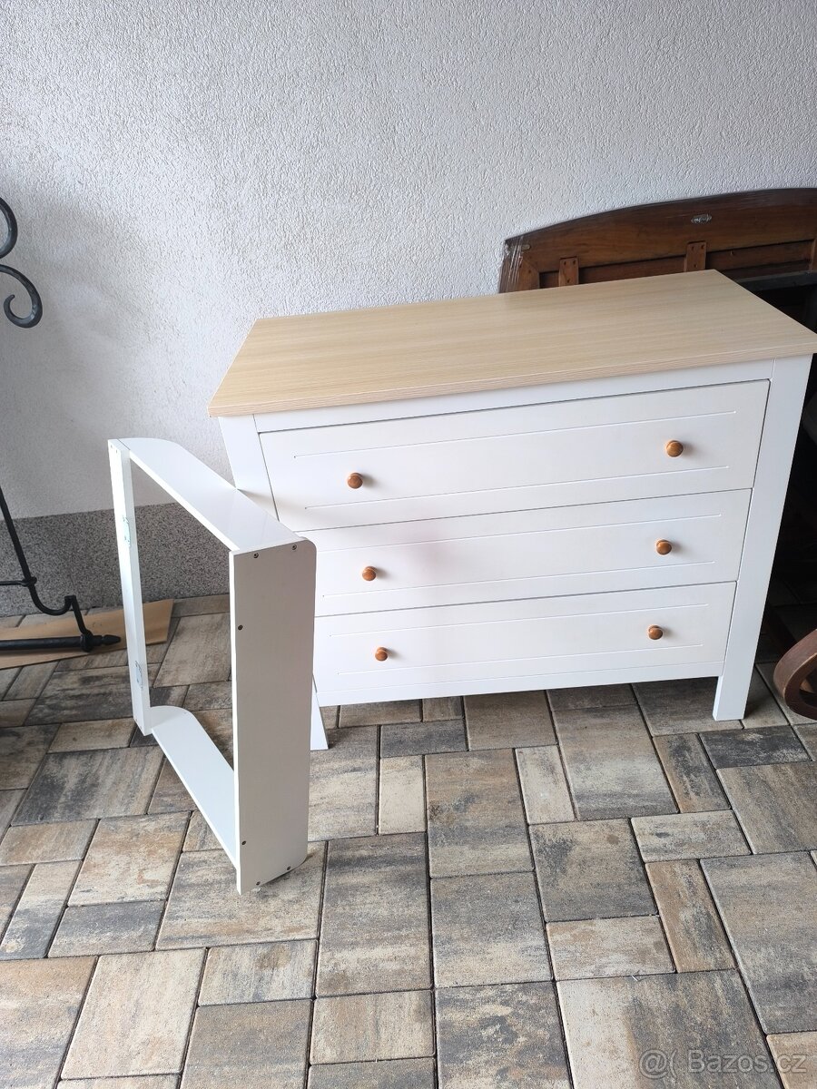 Prodám velkou komodu - 12