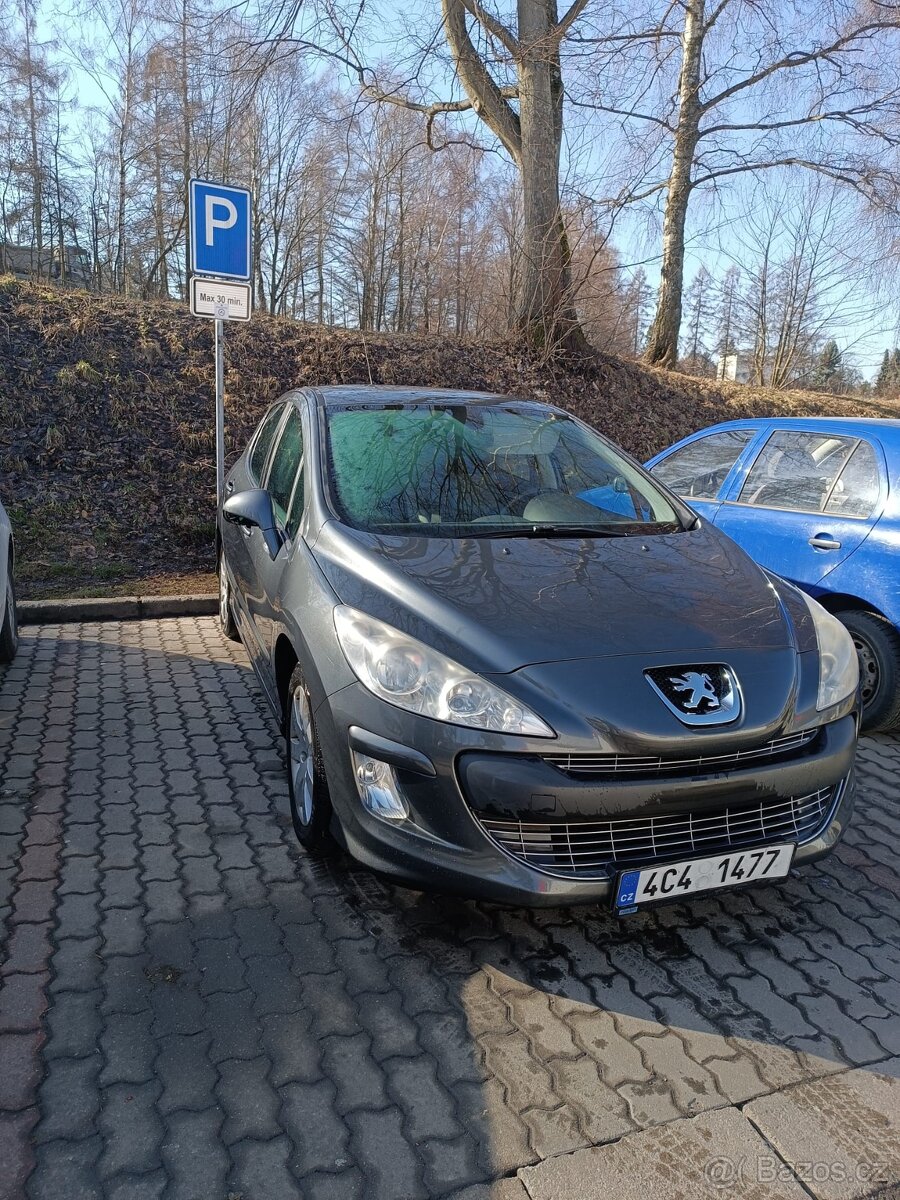 Peugeot 308 2008 - 12