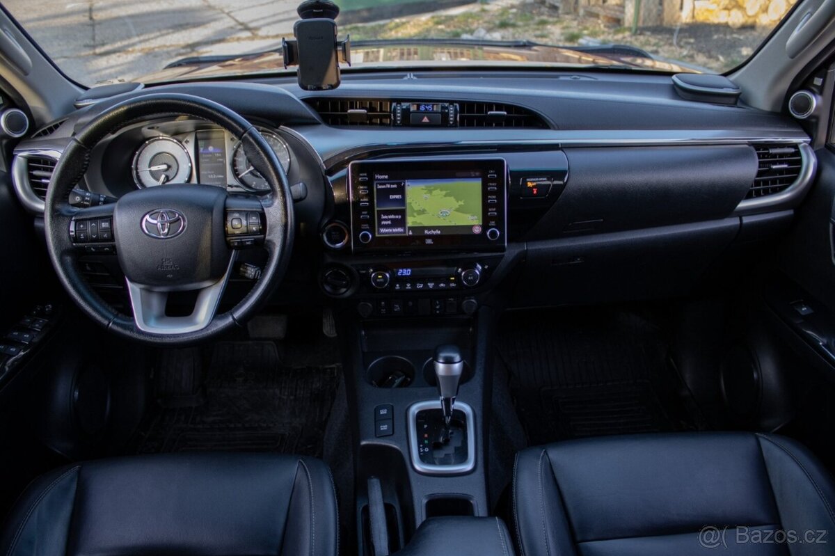 Toyota Hilux DoubleCab 2.8D 150kW - 12