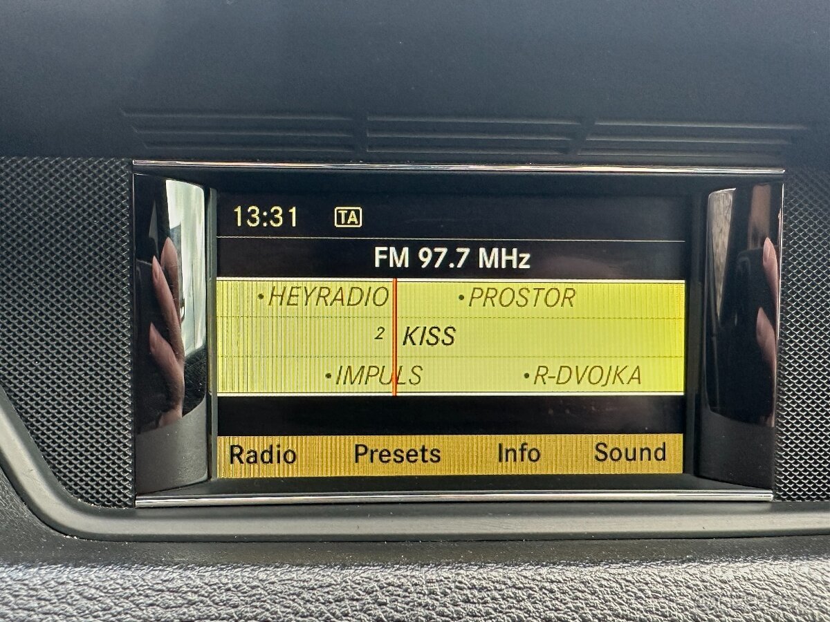 Mercedes-Benz E 250 2009 - 12