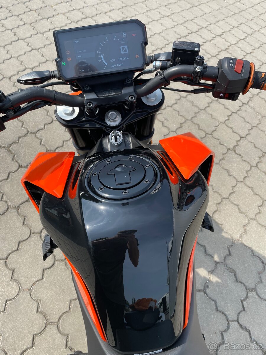KTM Duke 125 - 12
