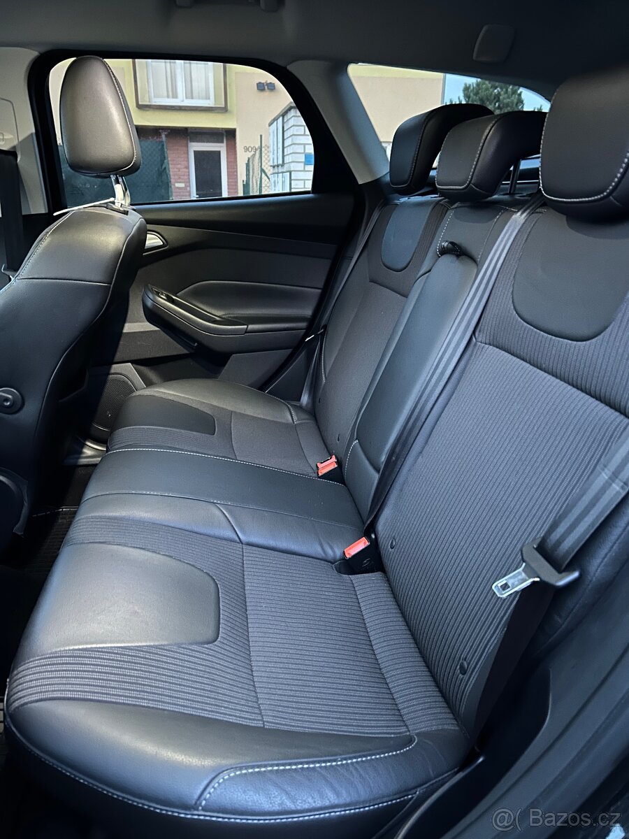 FORD FOCUS COMBI 1.6 EcoBoost 110KW MAX VÝBAVA - 12