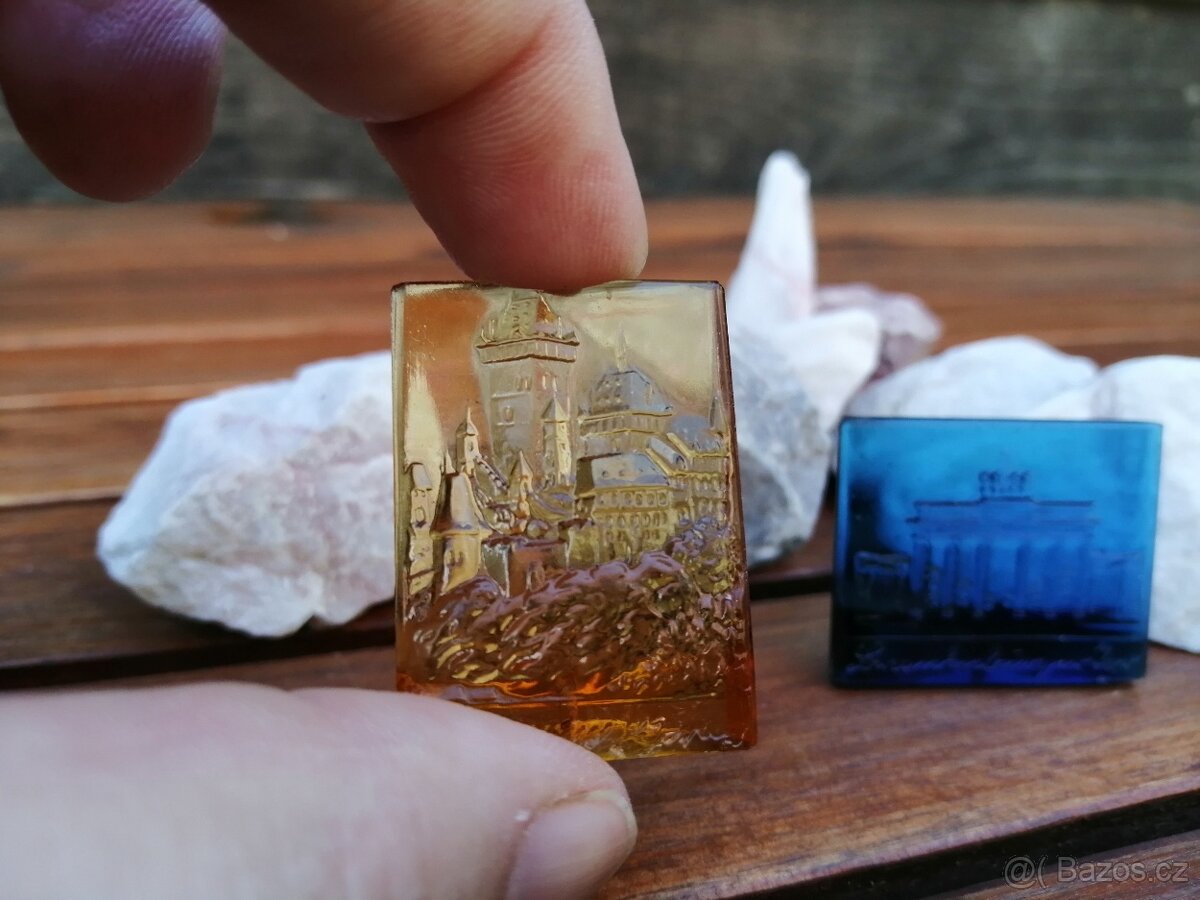 Starožitné skleněné miniaturky - 12