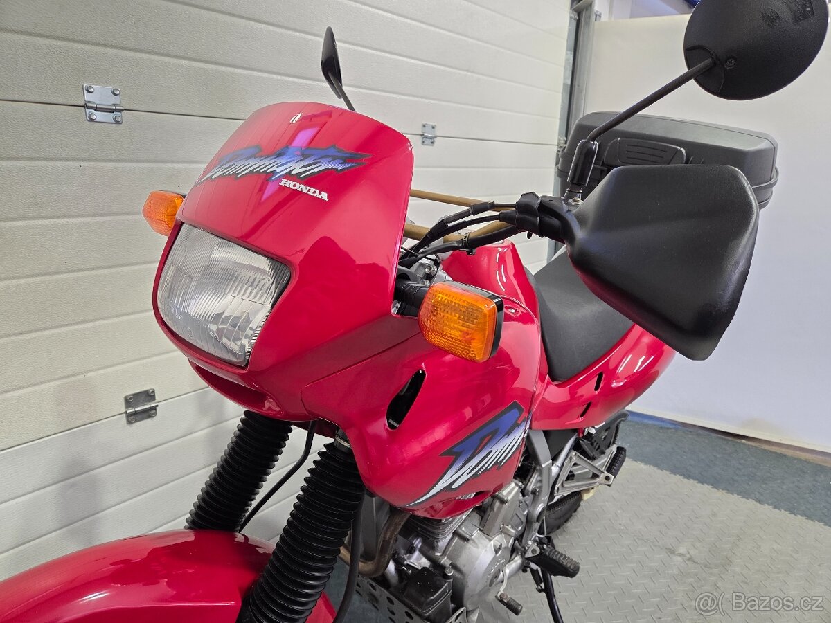 Honda NX 650 Dominator - 12