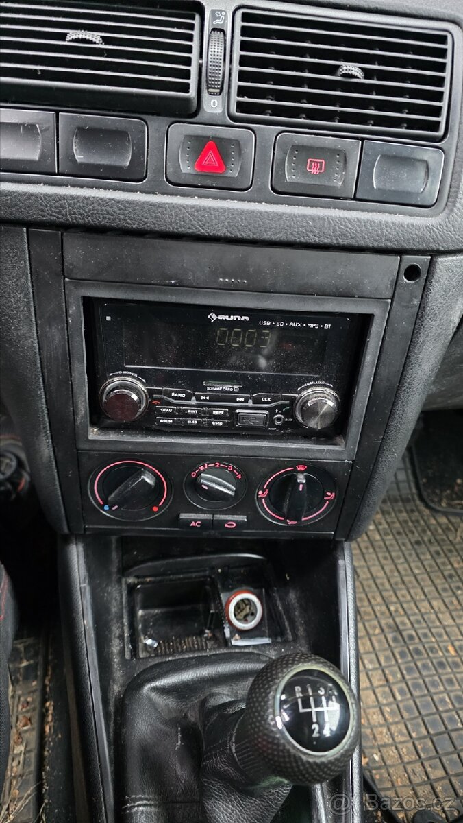 Volkswagen Golf 1,4 - 12