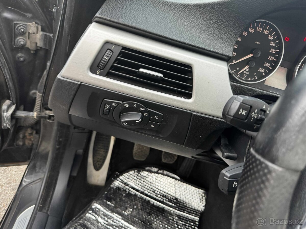 BMW E91 MPaket 320d 120kw - 12