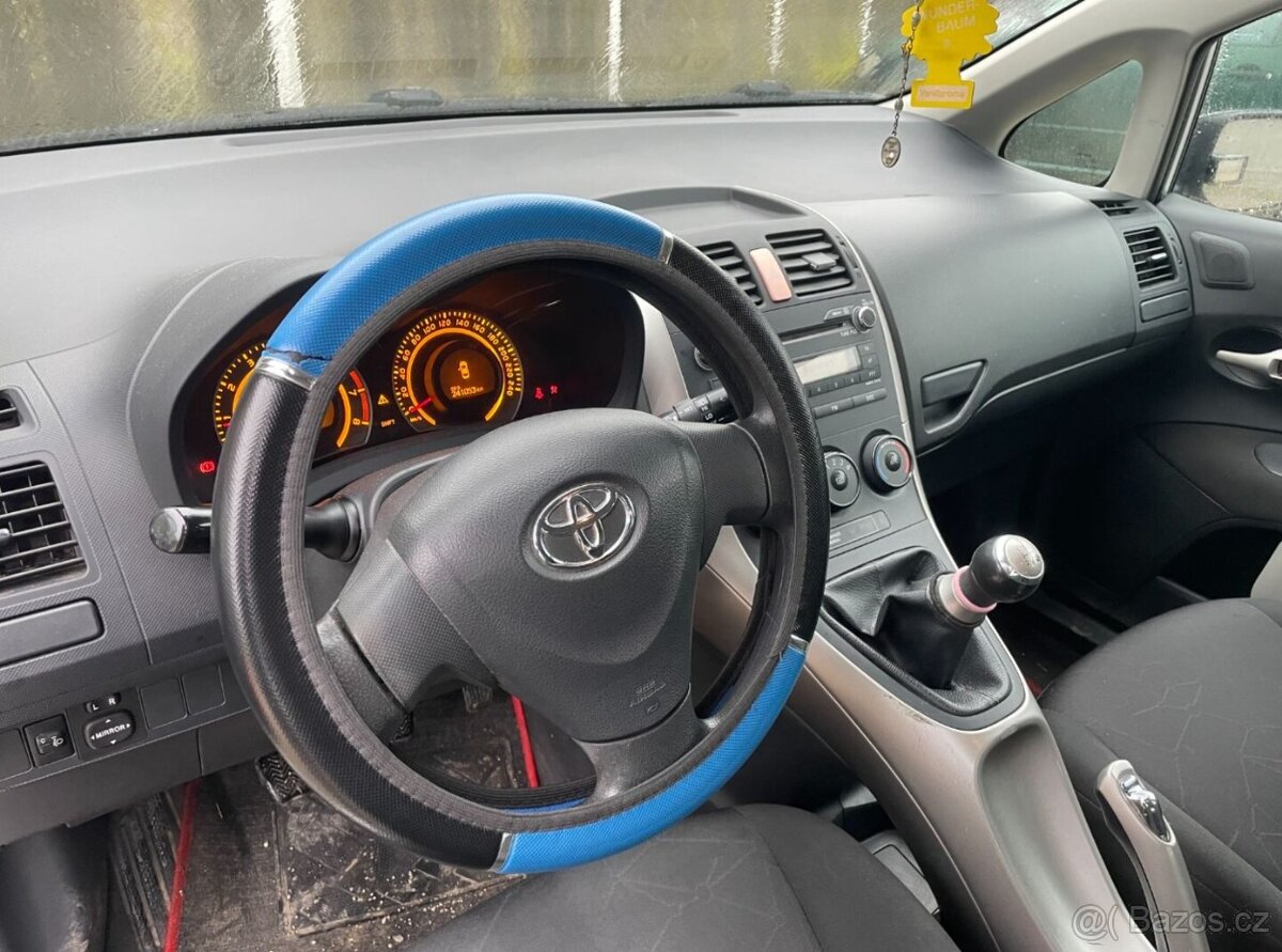 Toyota Auris 1.4 2008 - 12