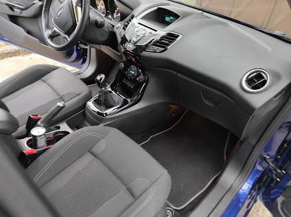 Ford Fiesta - 12