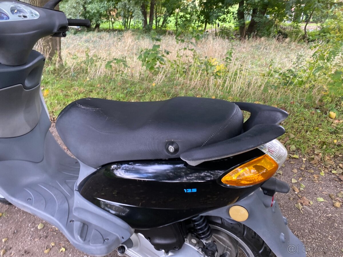 Piaggio Fly 125 - 12