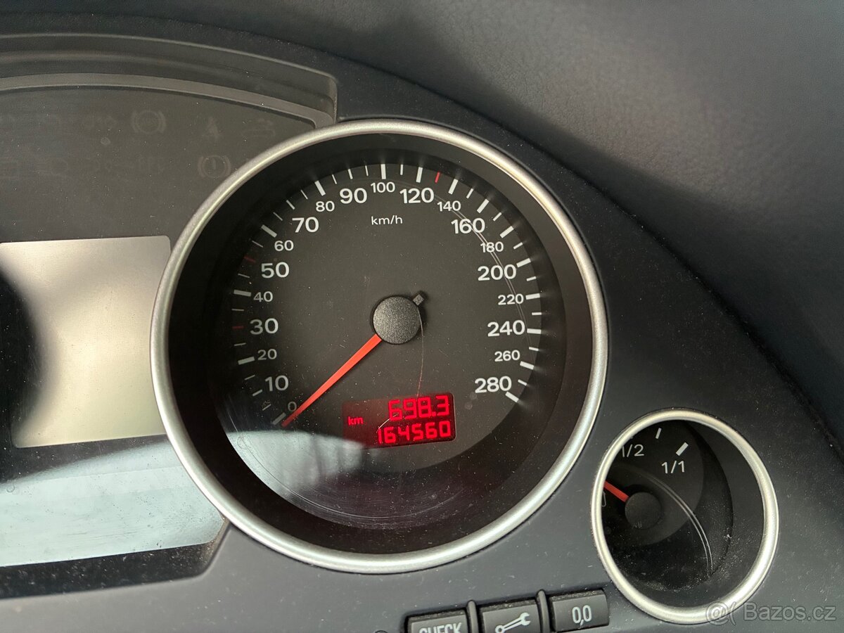 Audi A4 cabrio 3,2FSI - 12