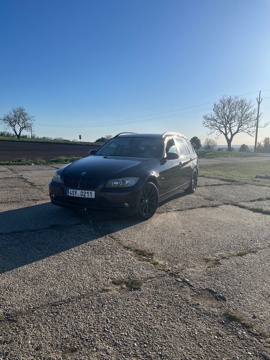 BMW e91 325i 160kw - 12