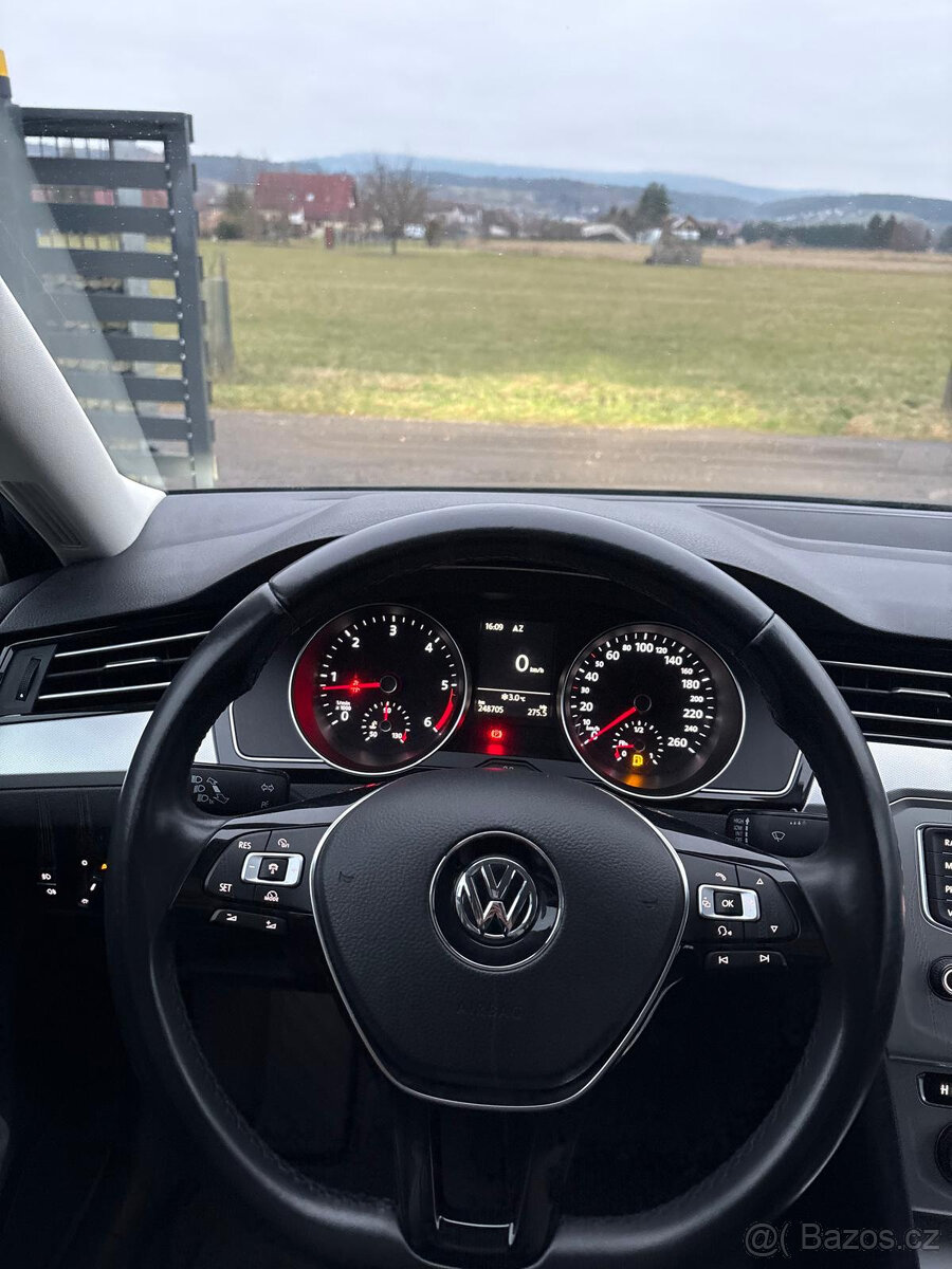 Volkswagen Passat B8, Variant 2.0 TDi 110 kW - 12