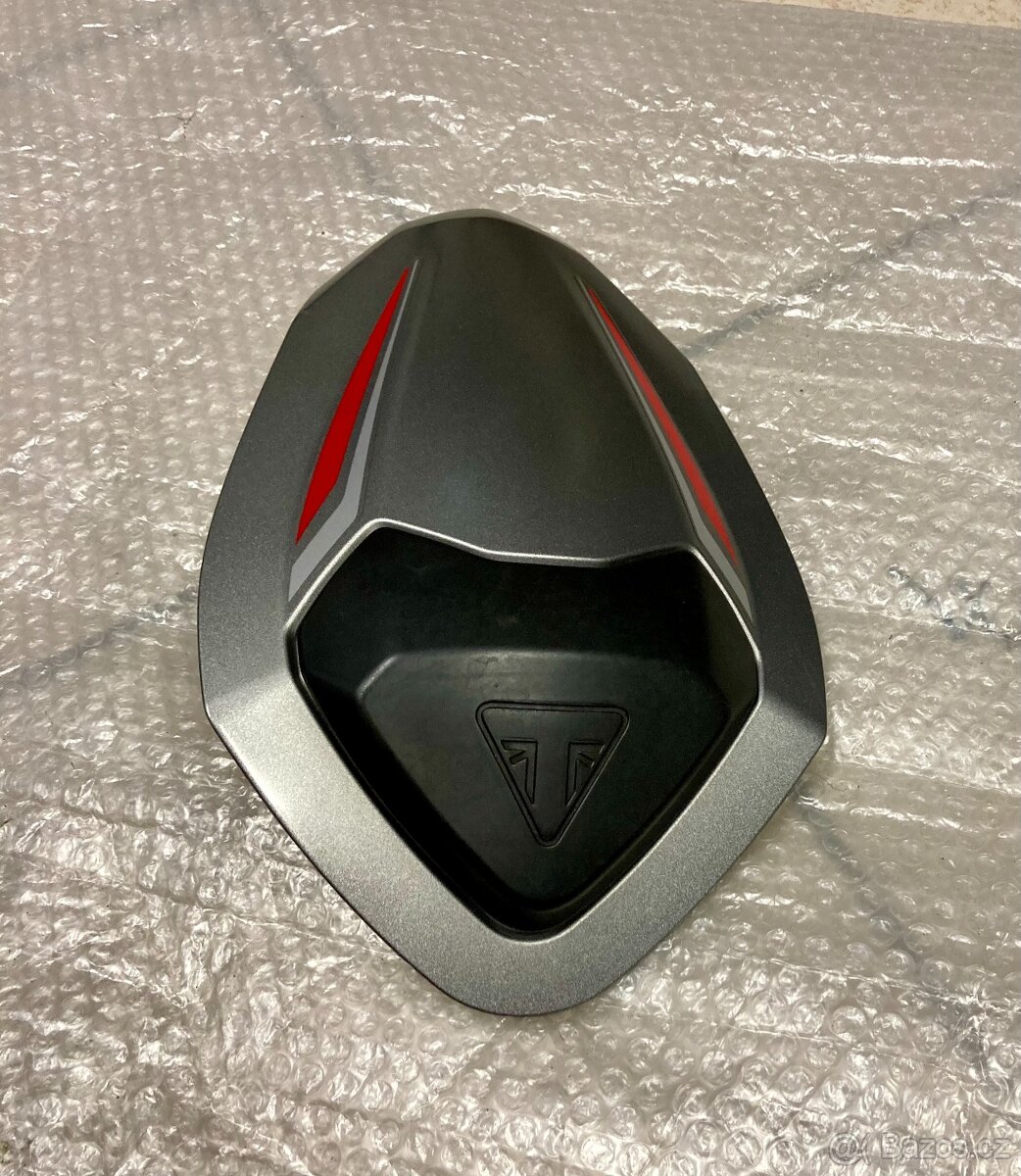 Kryt sedla Triumph - 12