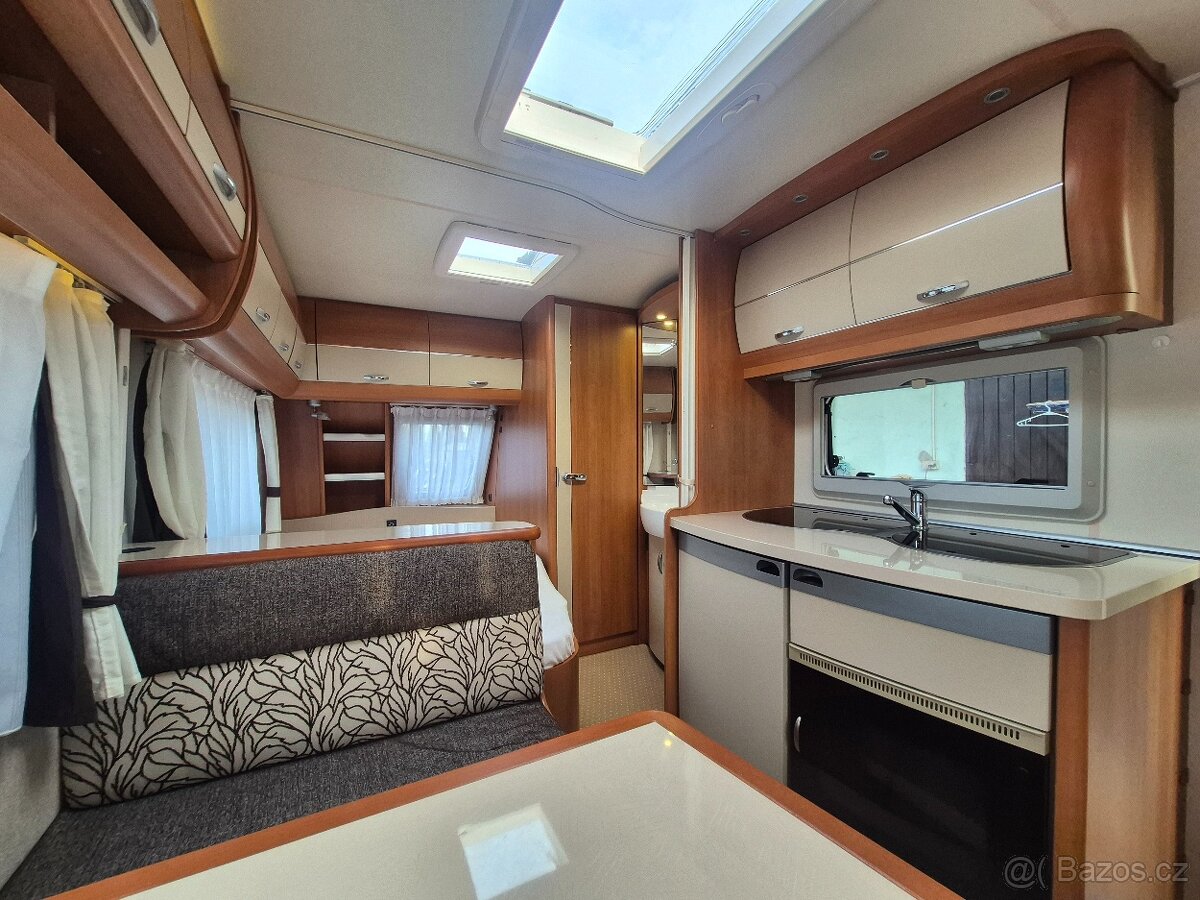 Obytný přívěs Hobby Excellent 410 SFe - 12