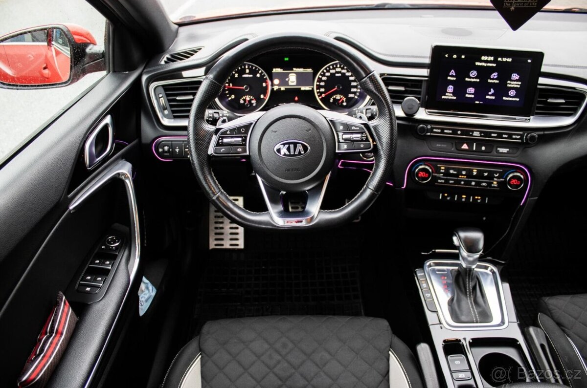 Kia Ceed SW 1.6 CRDi GT-Line A/T, 100kW (2020) - 12