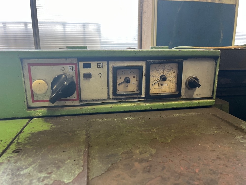 Soustruh TOS Trenčín SUI 50 - 12