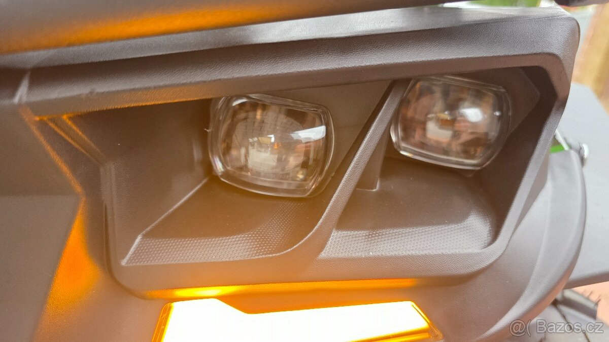 Dětská čtyřtaktní čtyřkolka MiniRocket RockRider Deluxe 150c - 12