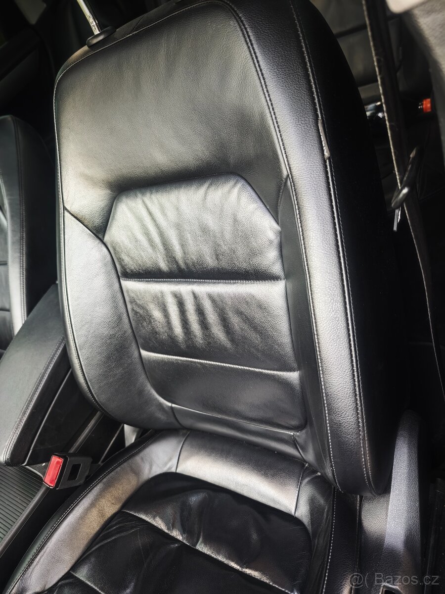 VW PASSAT B7 2.0 TDI Bluemotion - 12