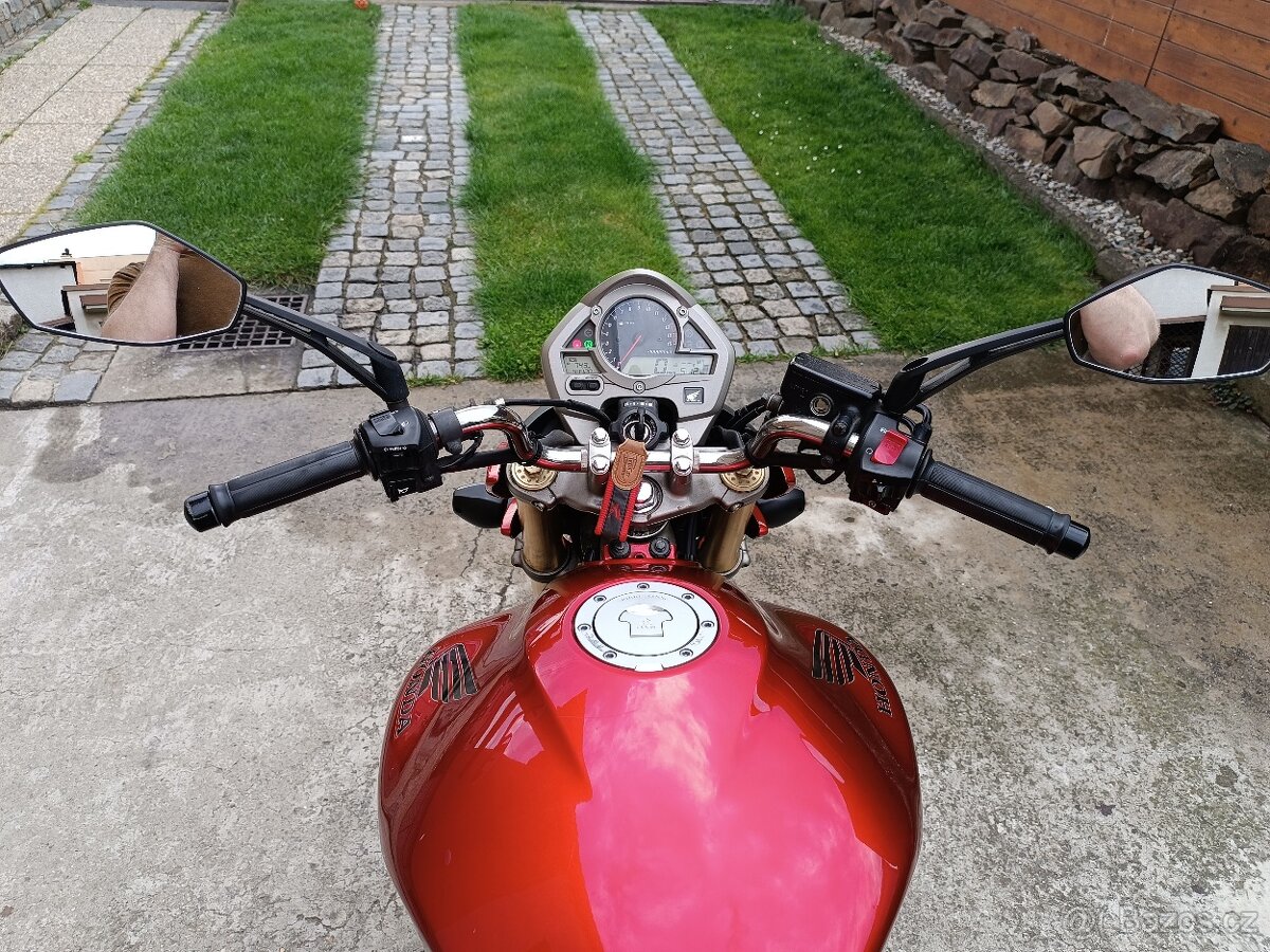 Honda Hornet 600 - 12