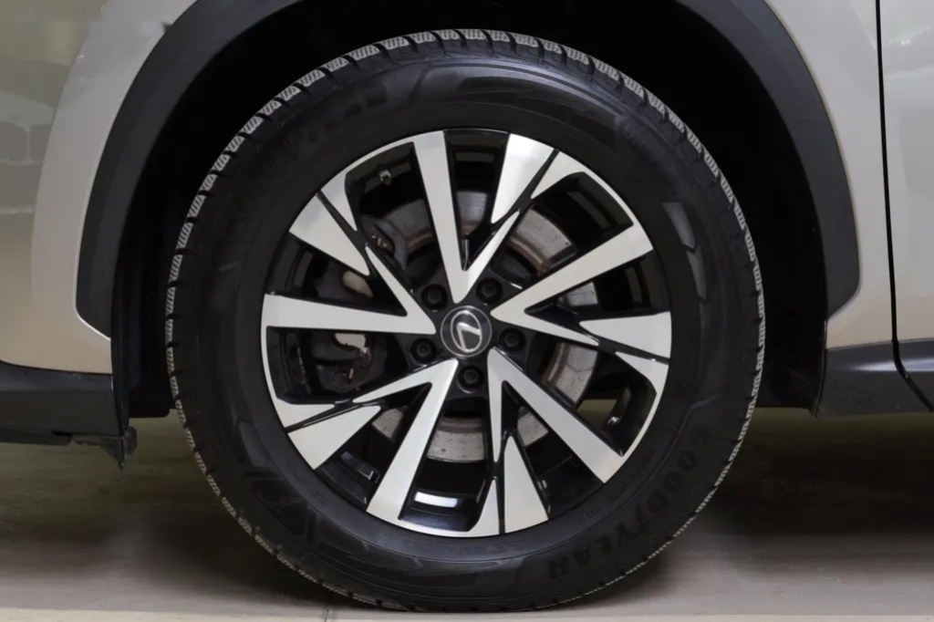 Lexus NX 450h+, Executive,ČR,DPH, - 12